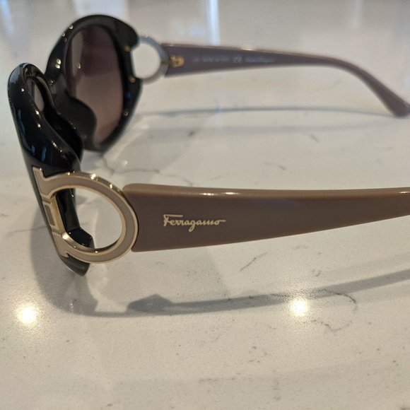 Salvatore Ferragamo Sunglasses - Black and Beige - Picture 3 of 6